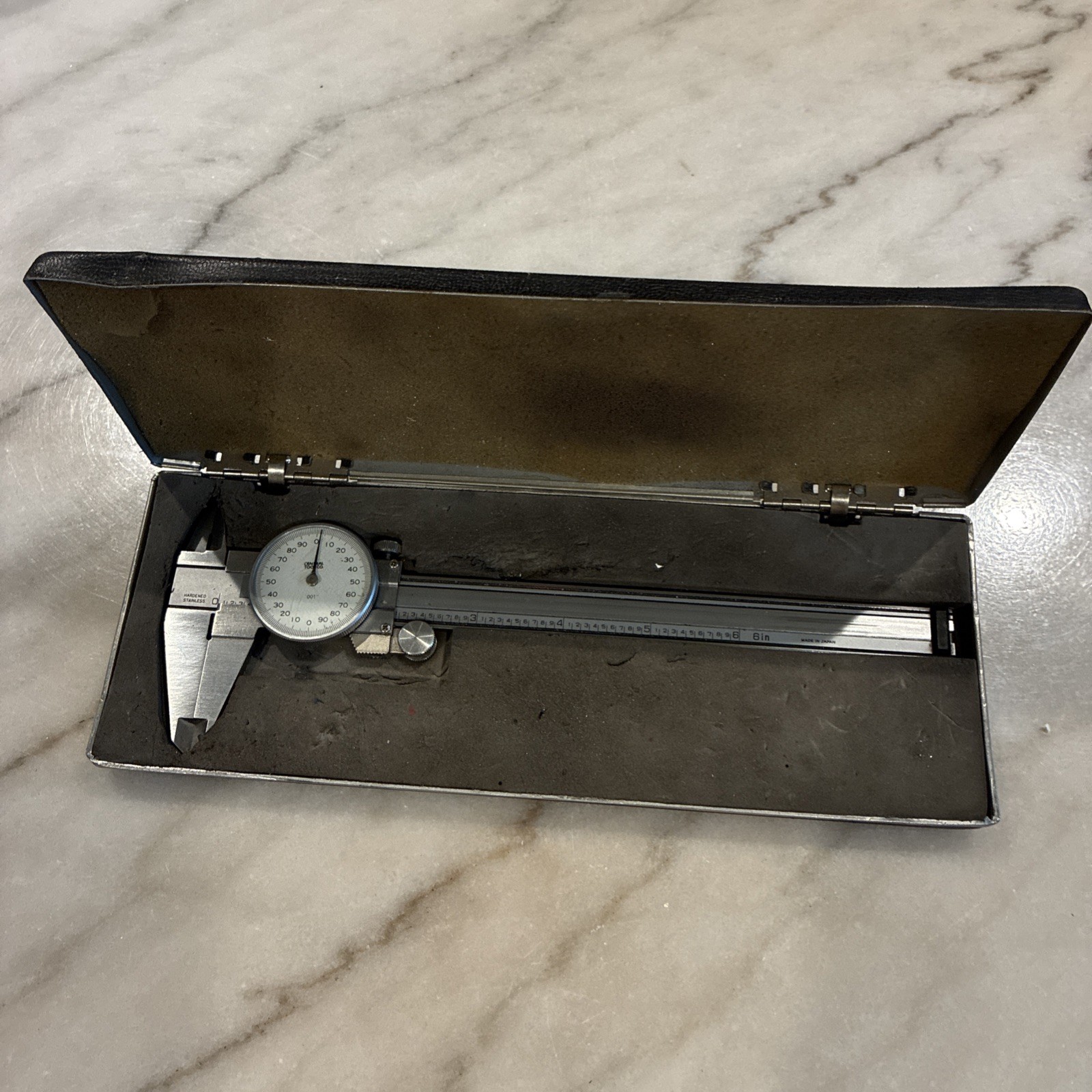Vintage Central Tools Dial Caliper 0-6”…C4Y 635 With case Made In Japan Preowned