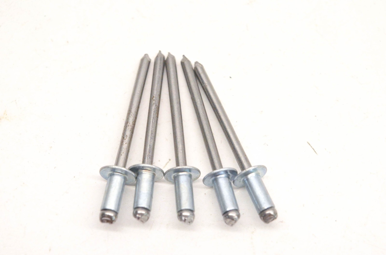 New OEM Arctic Cat 8060-484 Rivets Qty 5 NOS
