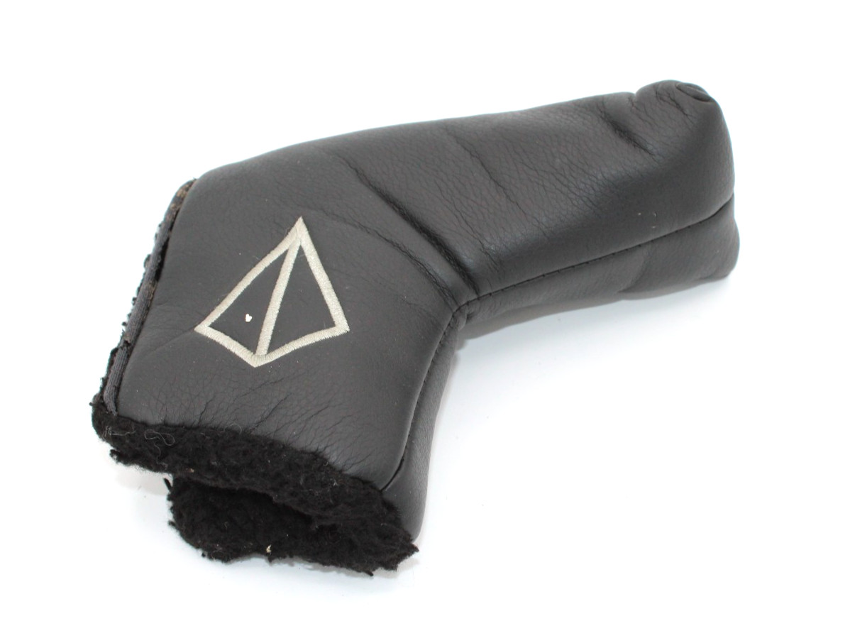 Pyramid Putters Black Blade Putter Headcover Preowned Condition GOOD