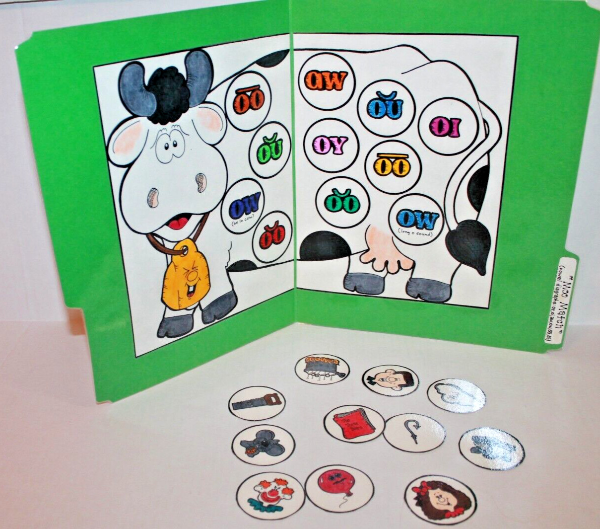 Moo Match Vowel Diagraphs Center Activity Grades 1-2