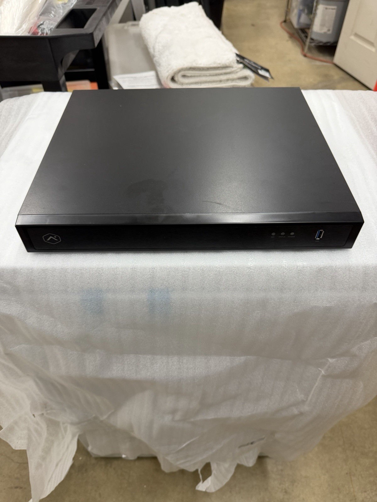 Alarm.com 8CH Commercial Streaming Video Recorder-3TB (CSVR) CSVR2008P-1X3TB