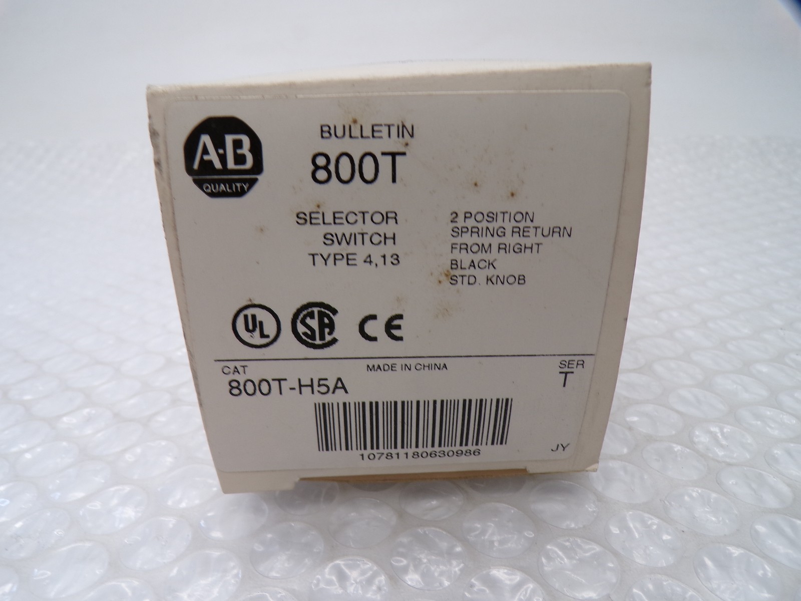 ALLEN BRADLEY 800T-H5A SER.T SELECTOR SWITCH NSMP.