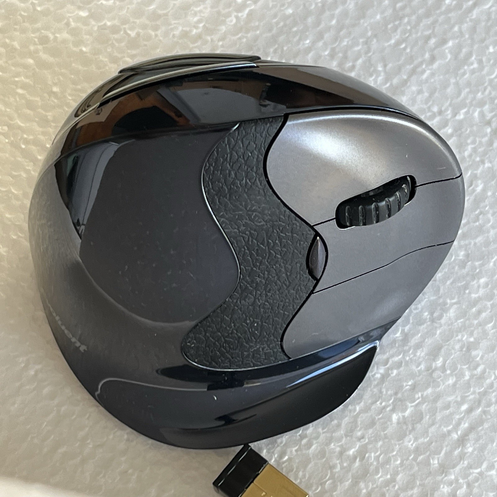 Evoluent VerticalMouse D Small VMDSW Wireless Precision Vertical Mouse Ergo