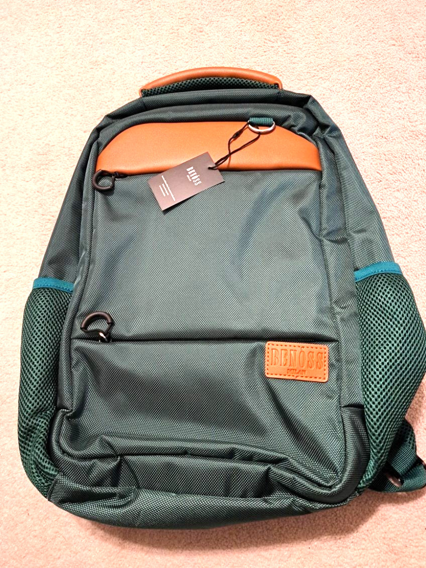 BACK PACK - BENOSS/MILAN HUNTER GREEN - NICE FOR A CARRY-ON FOR AIR TRAVEL