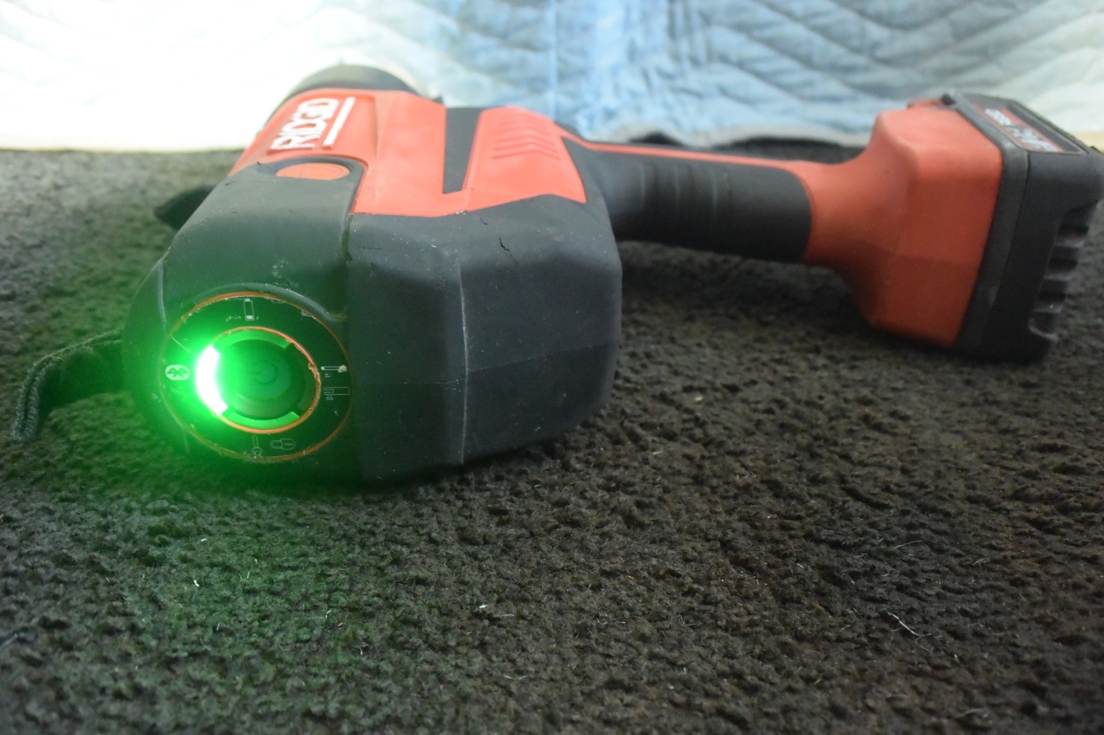Ridgid Propress Model RP350 with One Battery