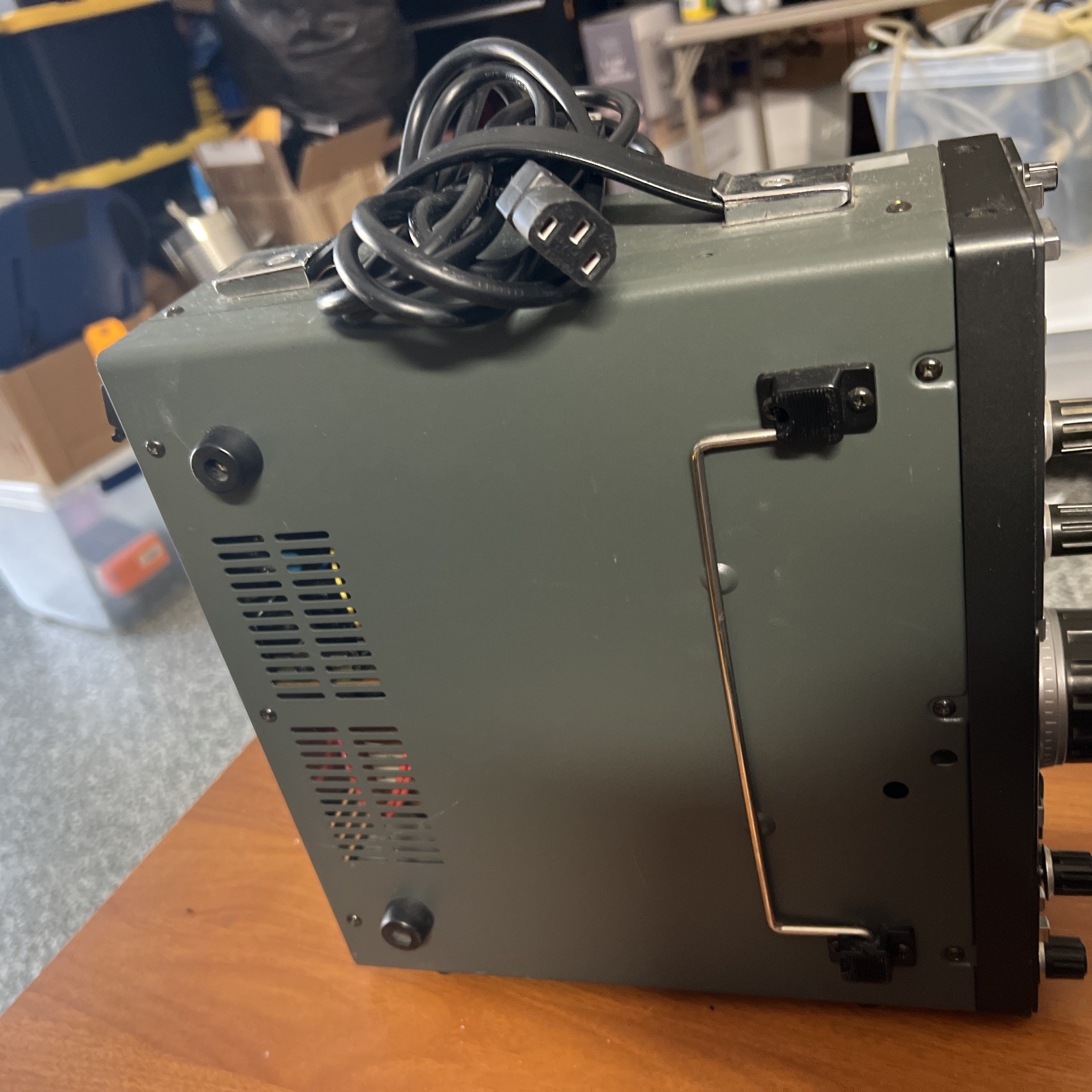 Icom IC-R7000 Communications Receiver Serial#13283 Powers On