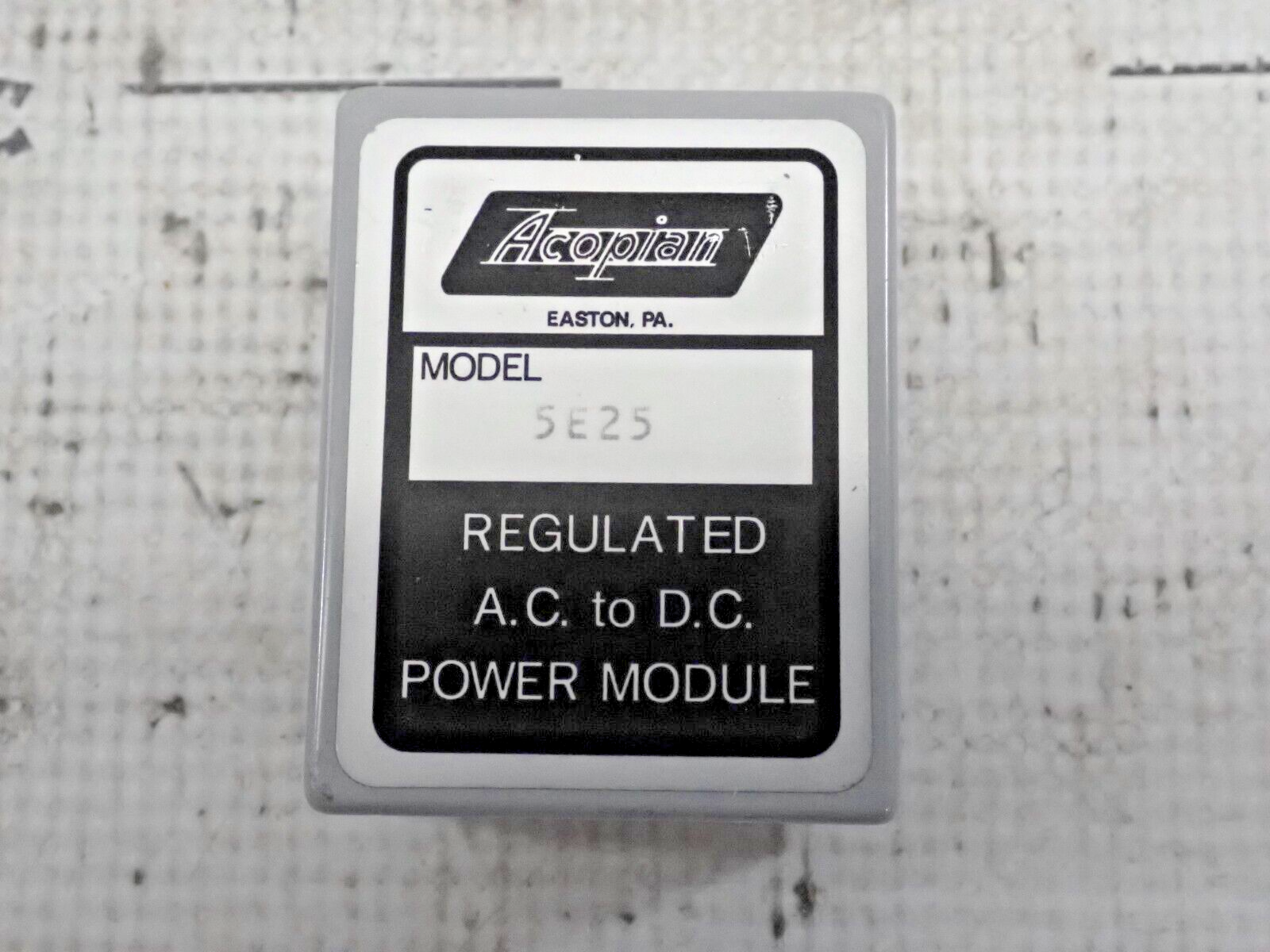 Acopian 5E25 Rgulated A.C. to D.C. Power Module