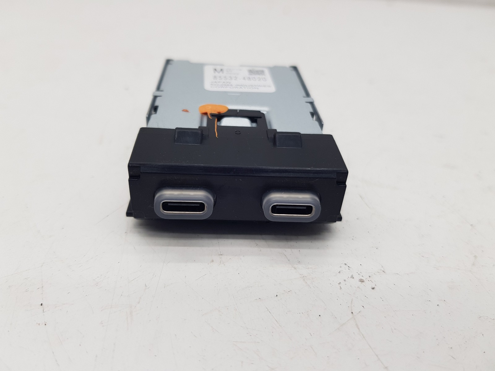 2025 LEXUS UX USB PORT OEM 85532-48020