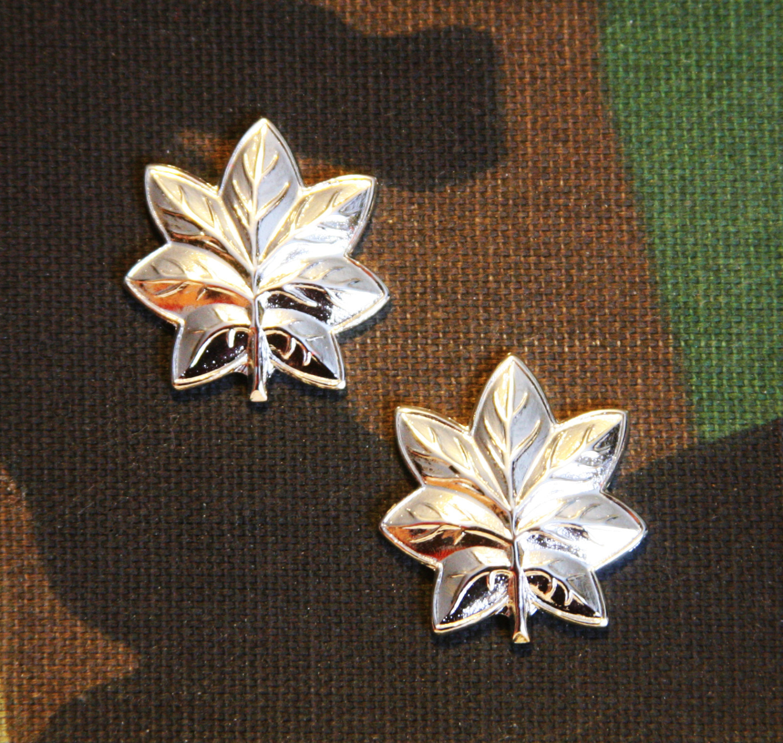 US NAVY USN COMMANDER RANK INSIGNIA; FULL COAT SIZE PAIR