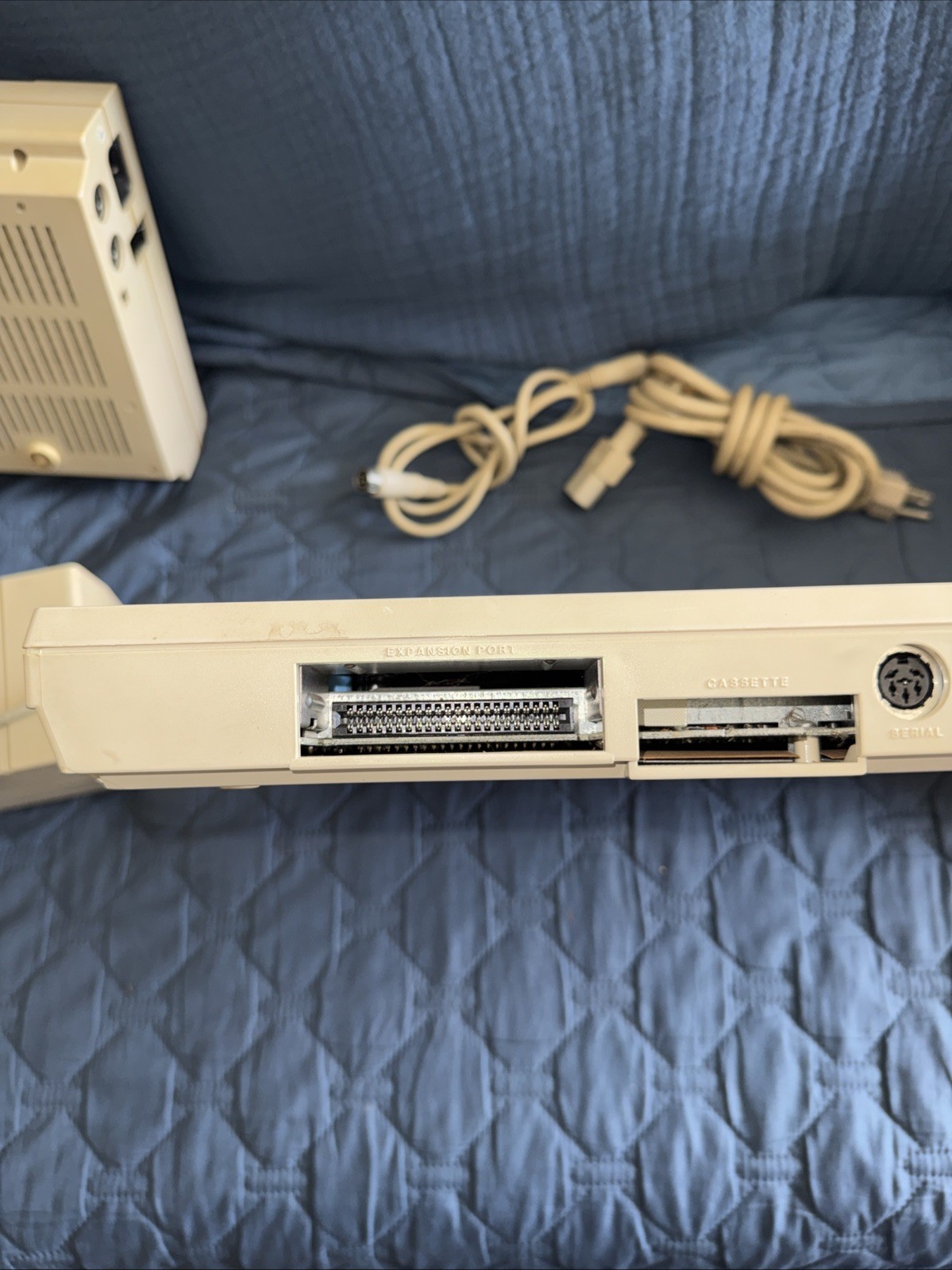 Commodore 128 Computer and 1571 Disk Drive Bundle W/ Original Cables P/R