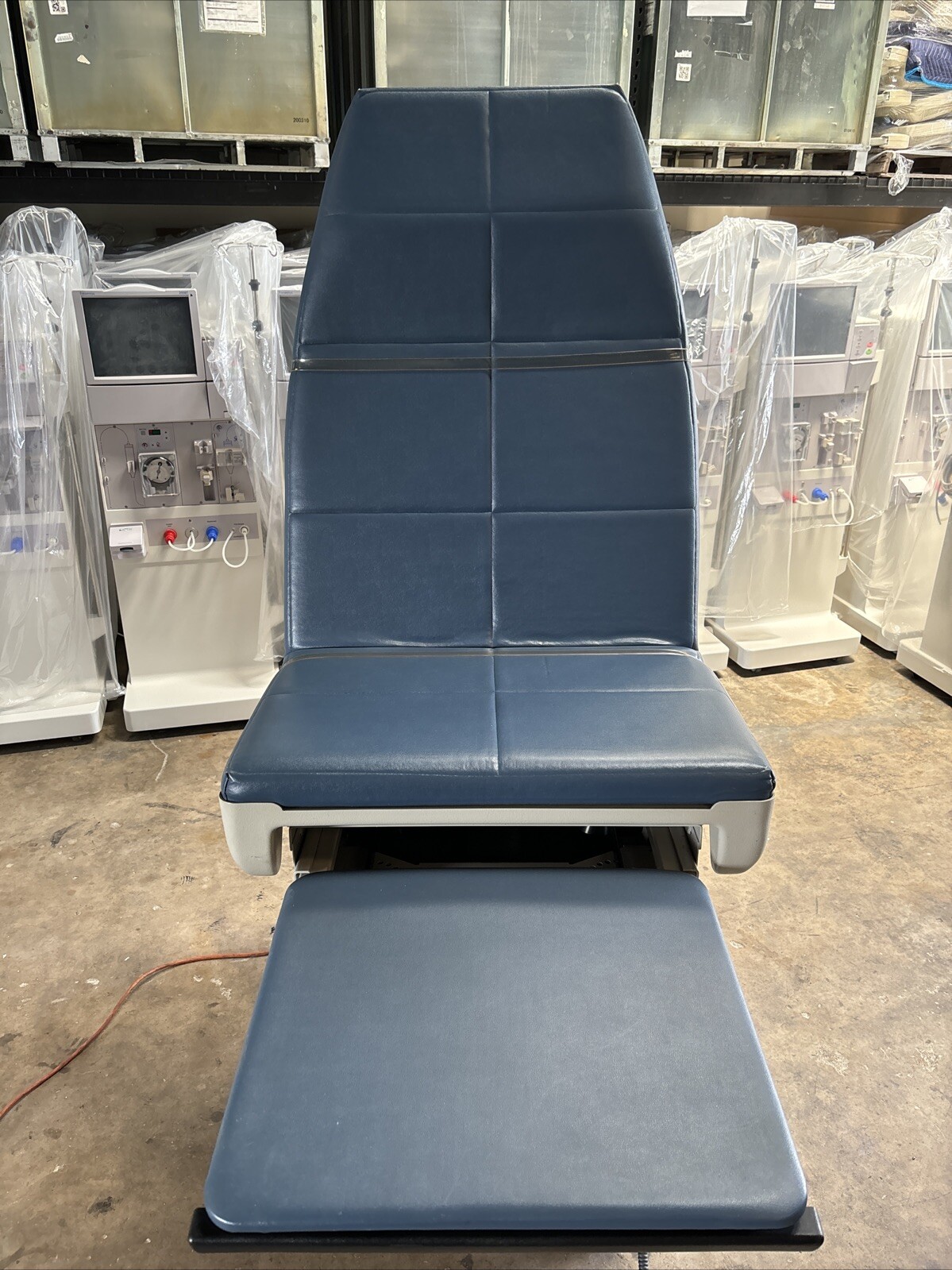 Midmark 405 Exam Table w/Foot Switch (Blue) *FL Delivery Available*