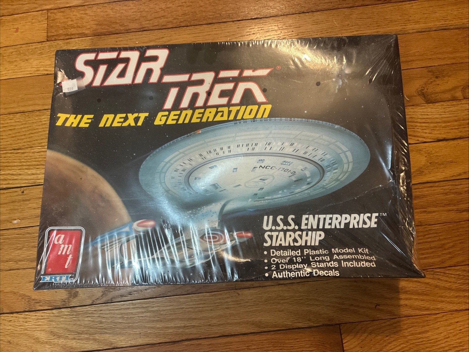 1988 USS Enterprise NCC-1701-E Model Kit 1:1400 Scale AMT - Still In Box Sealed