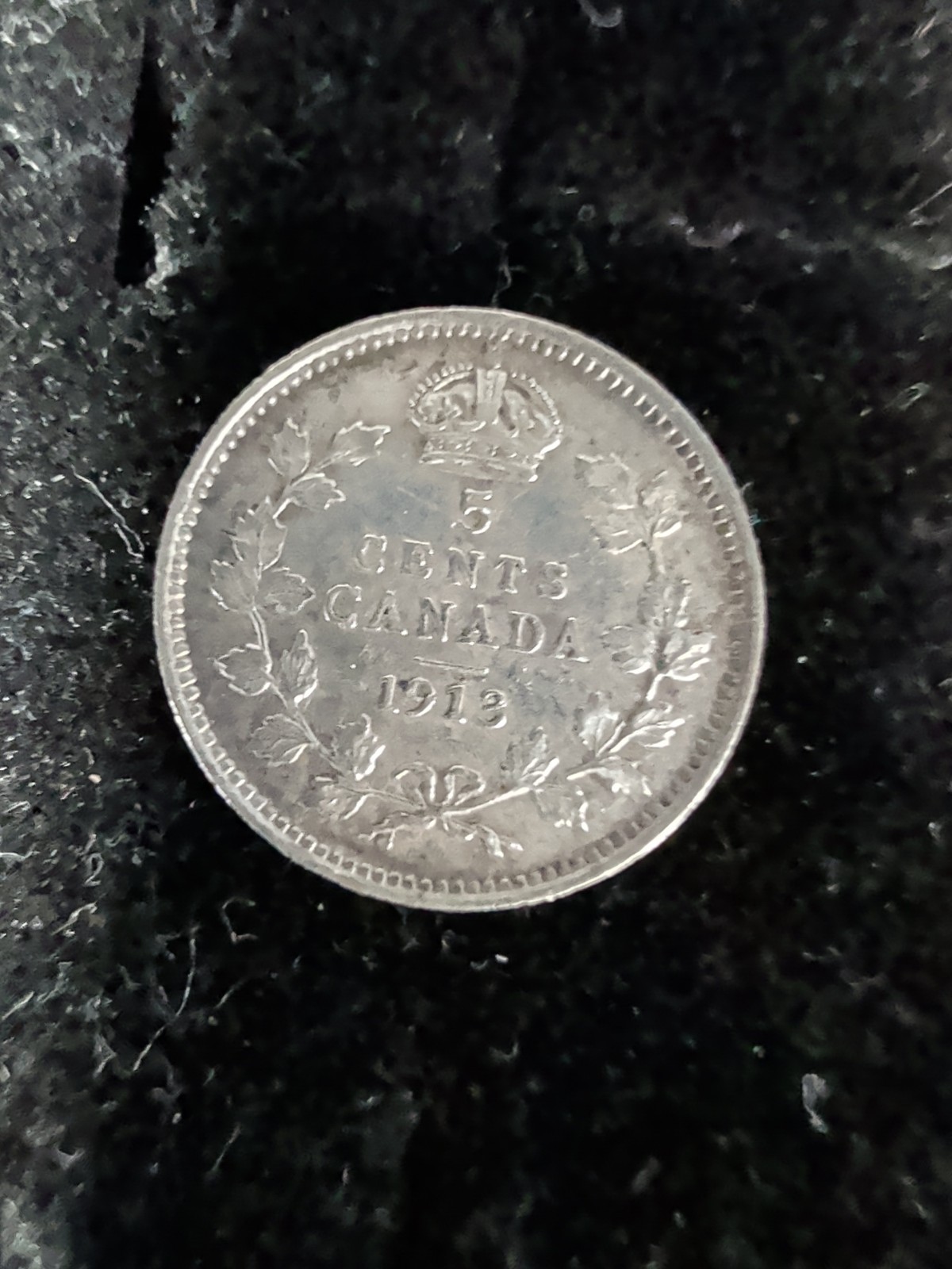 1913 Canada 5 Cents Silver