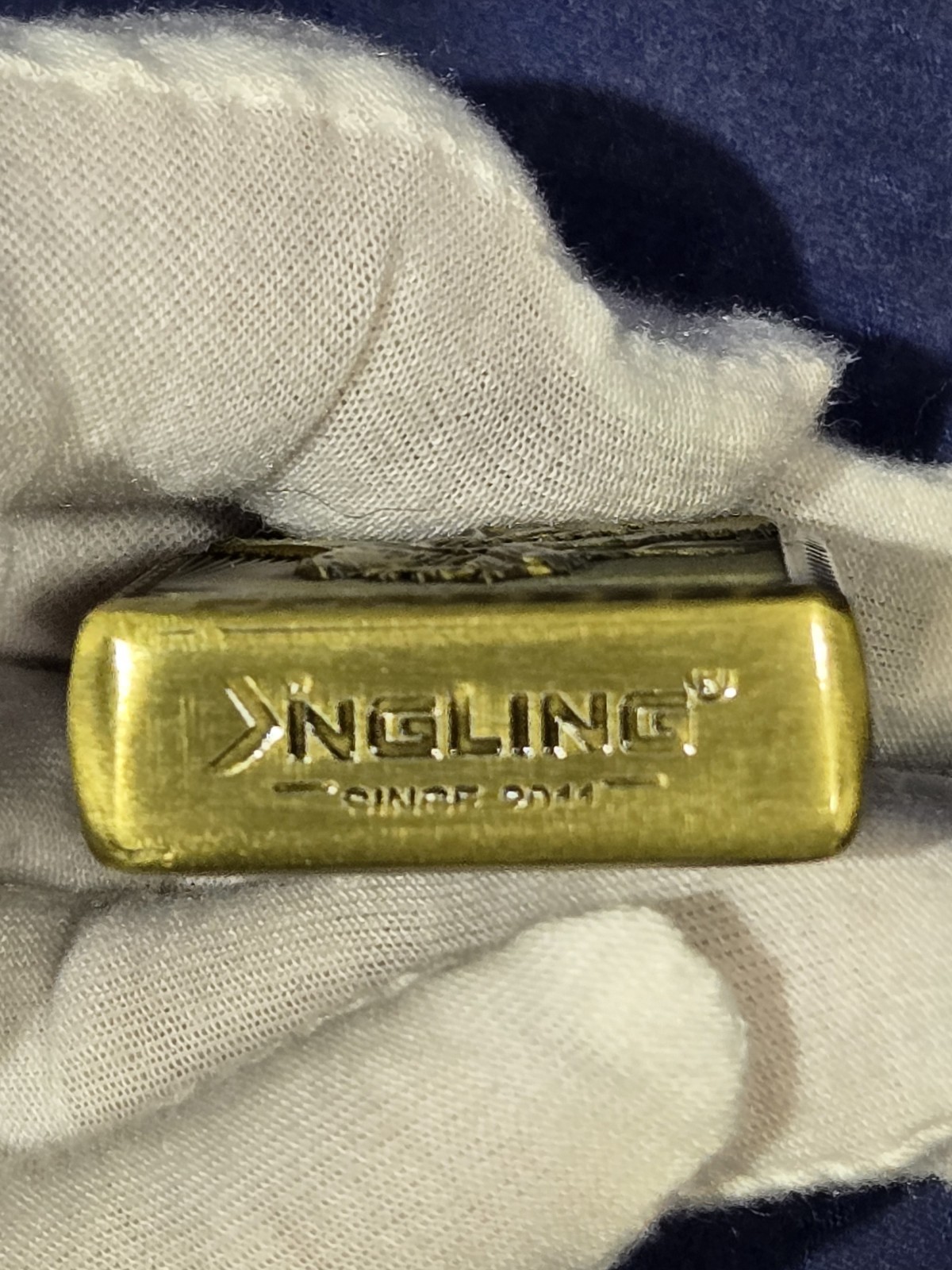 New Ngling Brass Eagle Flip Top Fluid Lighter Deep Relief Embossed Classic Boxed
