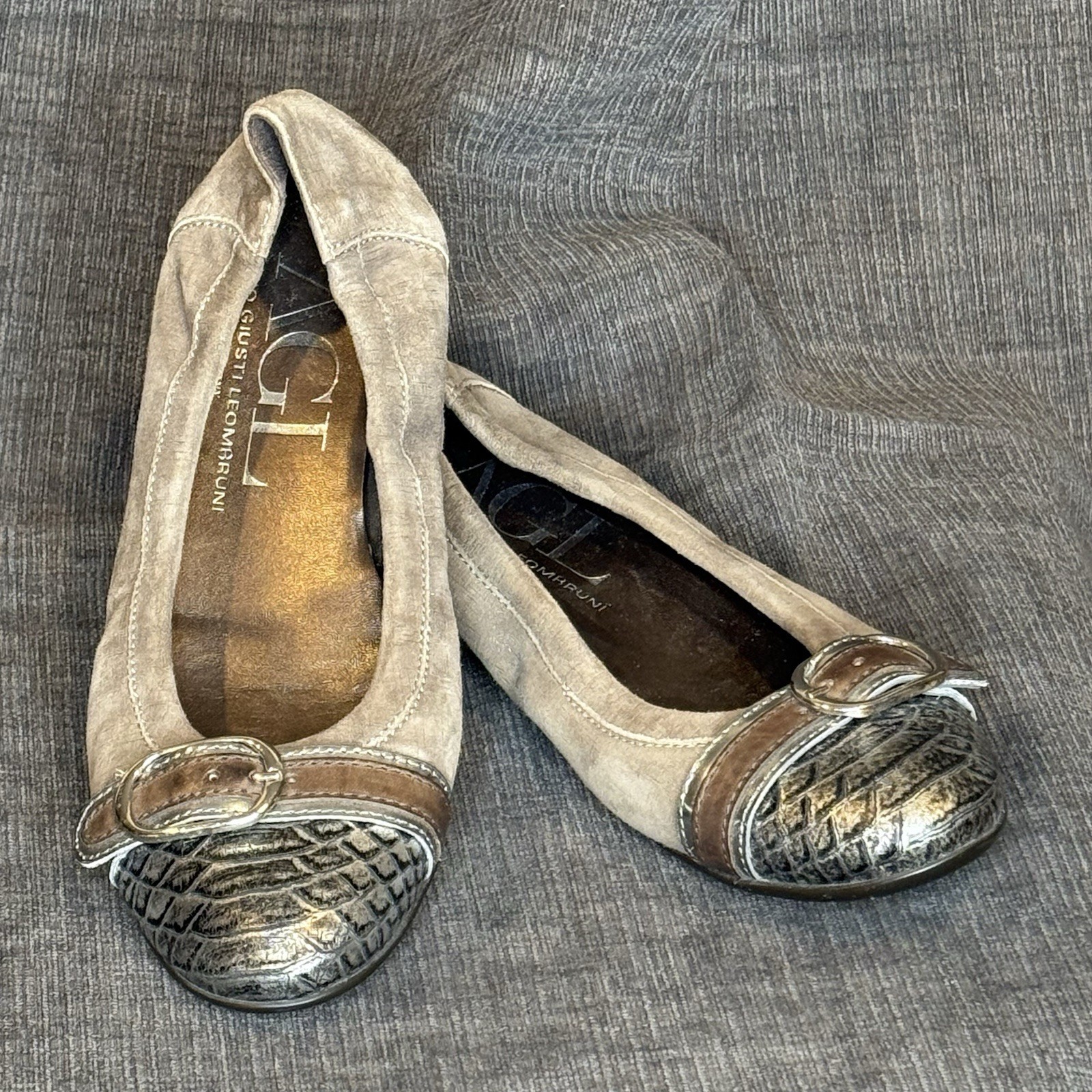 AGL Italy Taupe Leather w/ Relief Cap Toe Ballet Flats Women Sz 7.5 US VGUC