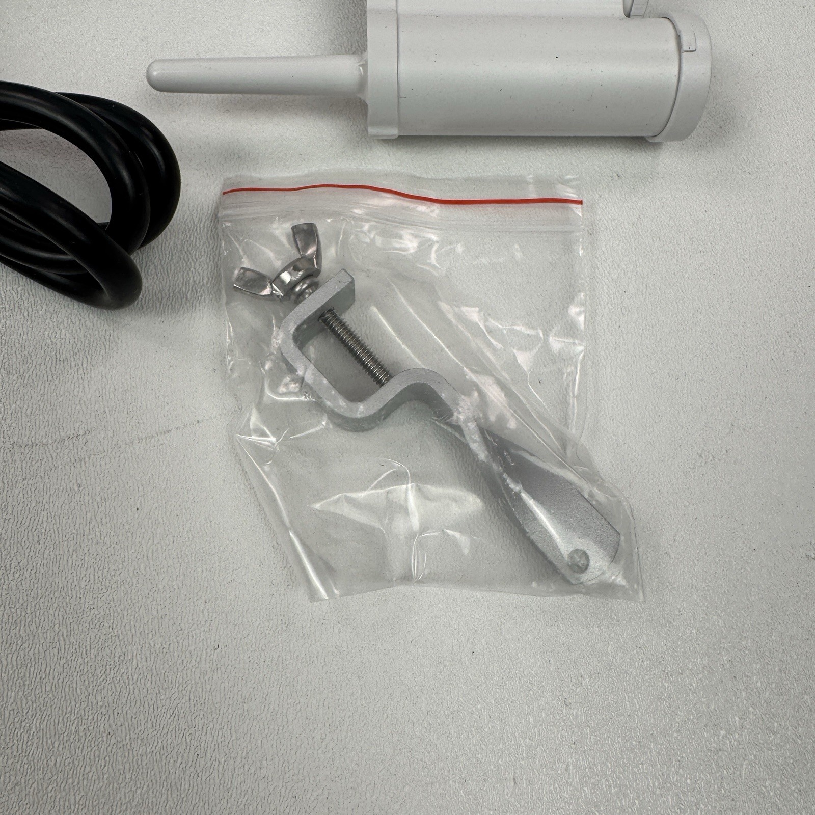Hunter Rain Clik WRCLIK Wireless Rain Sensor with Freeze Shutoff, Automatic