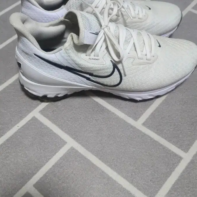 Nike Infinity Tour Golf Shoes 265mm White Slightly Used