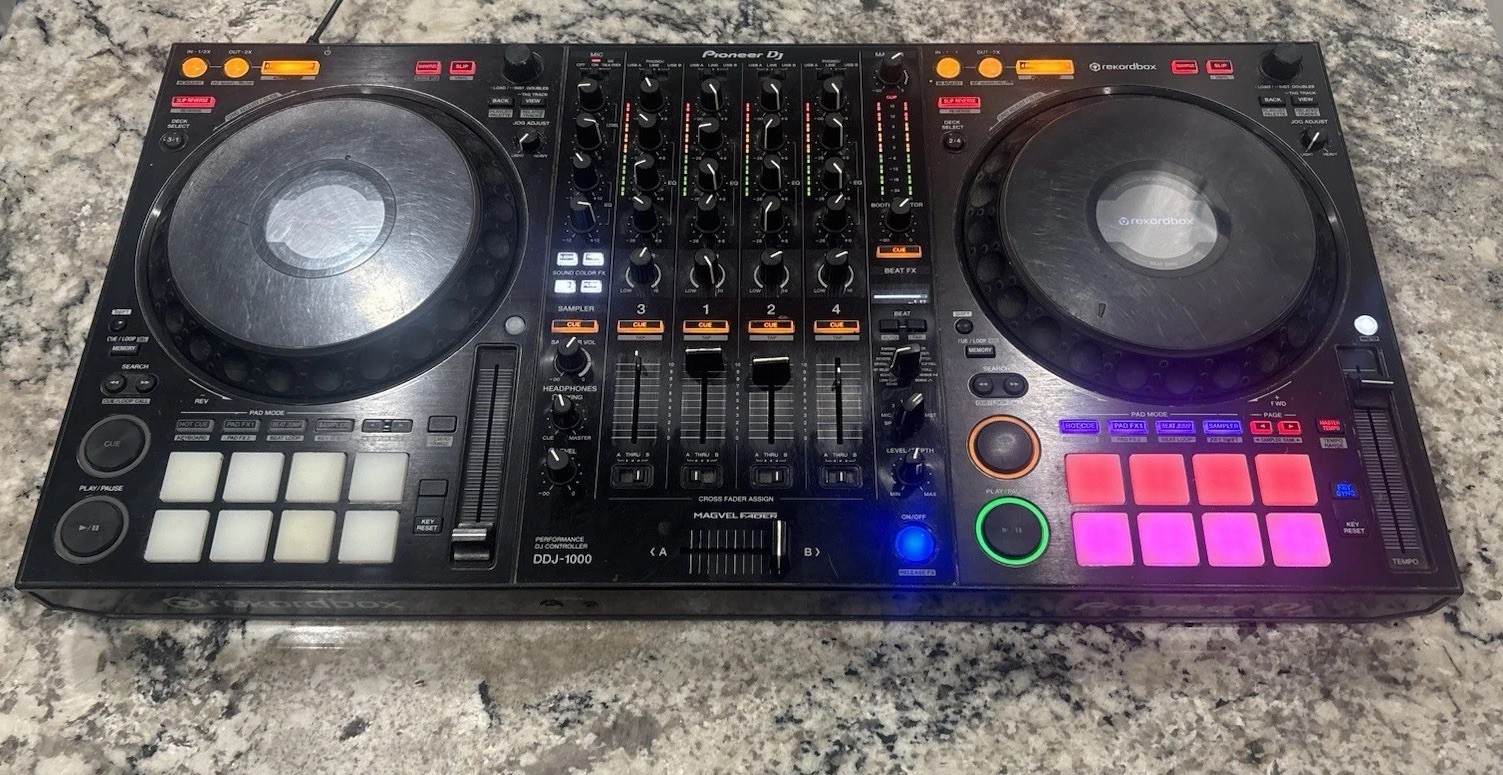 Pioneer DJ DDJ-1000 Quad Deck Controller W/ Power Adapter Tested