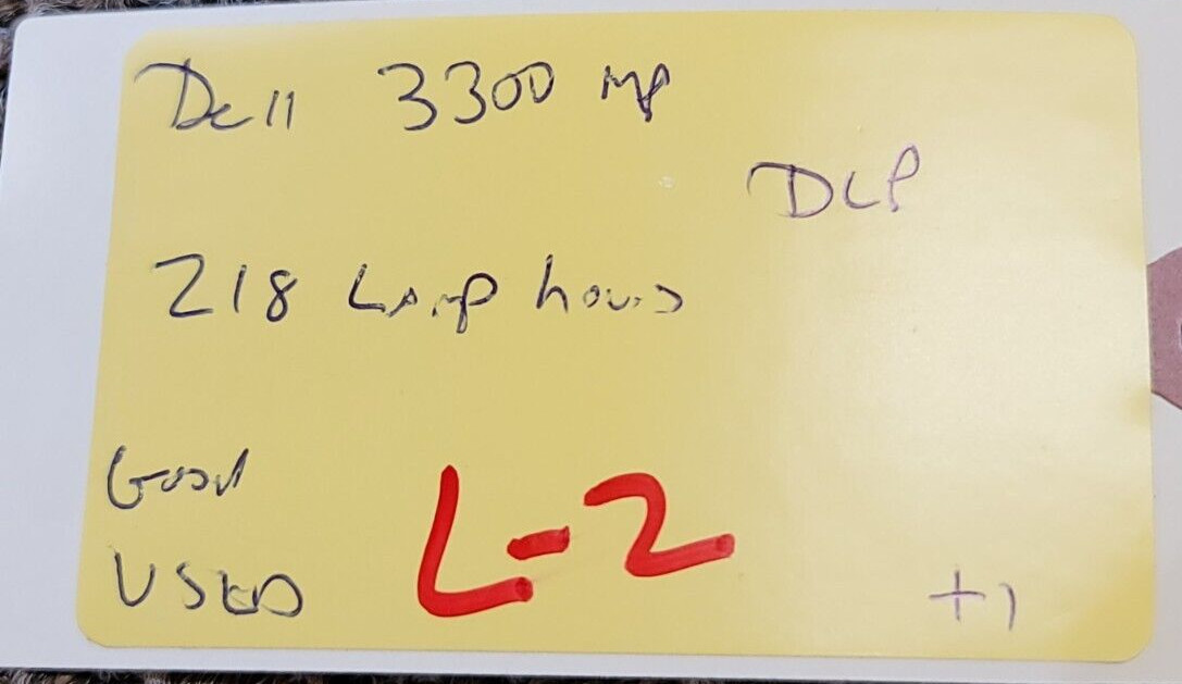 Dell 3300MP DLP Projector Portable Desktop Conference Presentation Remote Laser