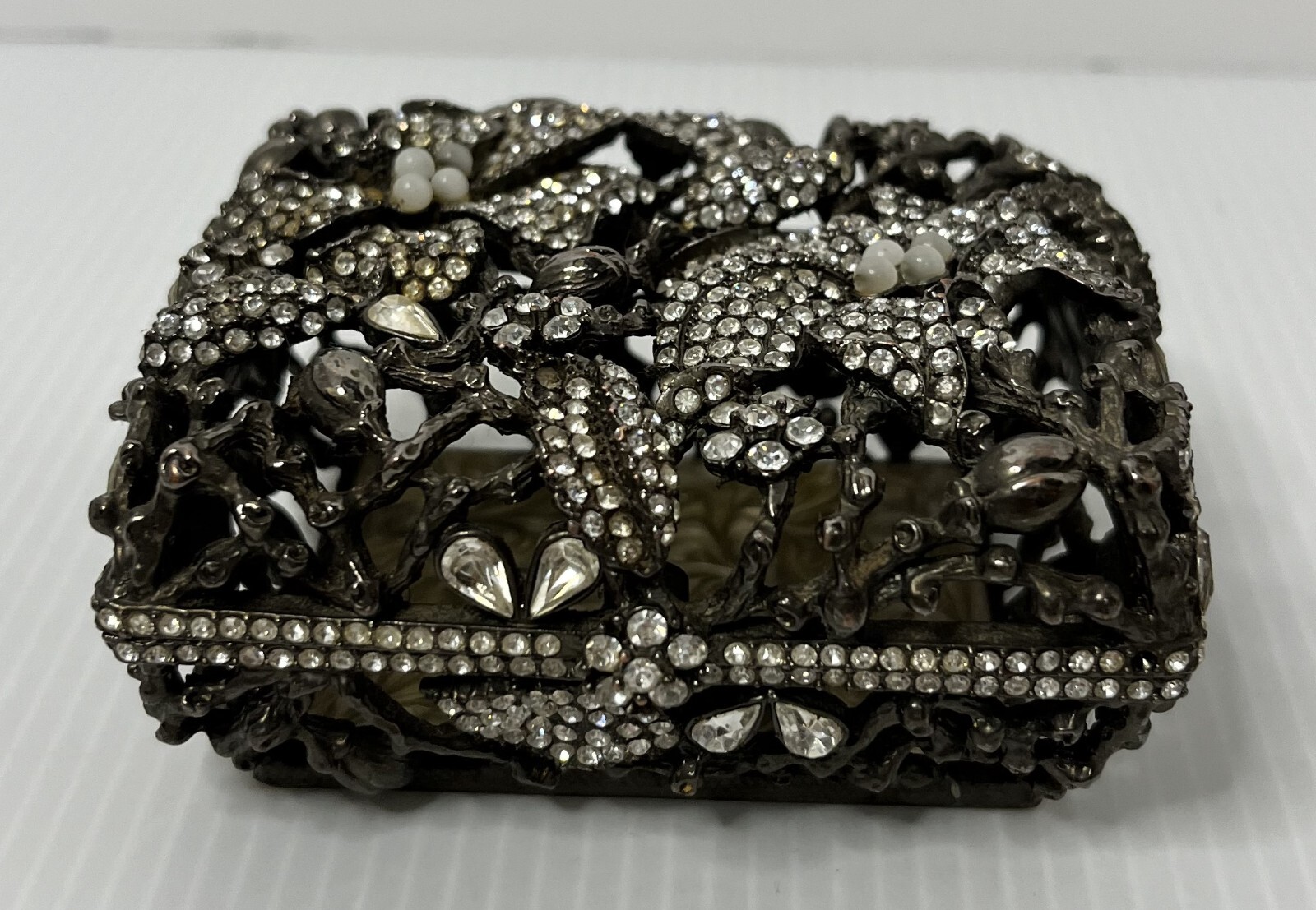 Trinket box rhinestones silver black magnetic closure