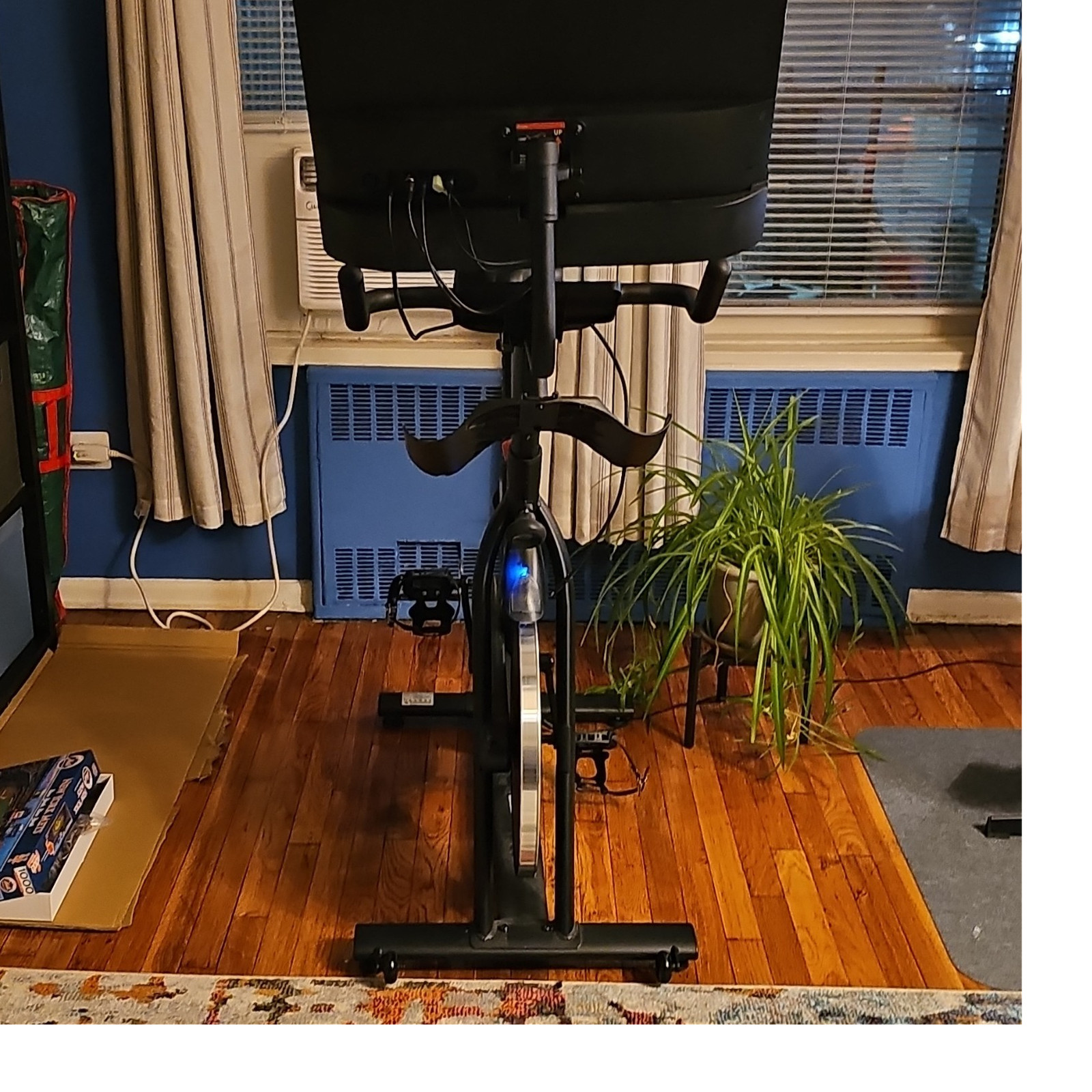 YESOUL Upright Exercise Bike Touchscreen Monitor Cadence/Calories/Time Black