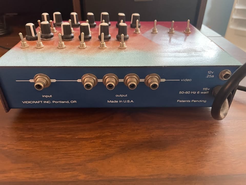 CoolPics/biz Linearociter Video Synth Device like TachyonsPlus - Great Condition