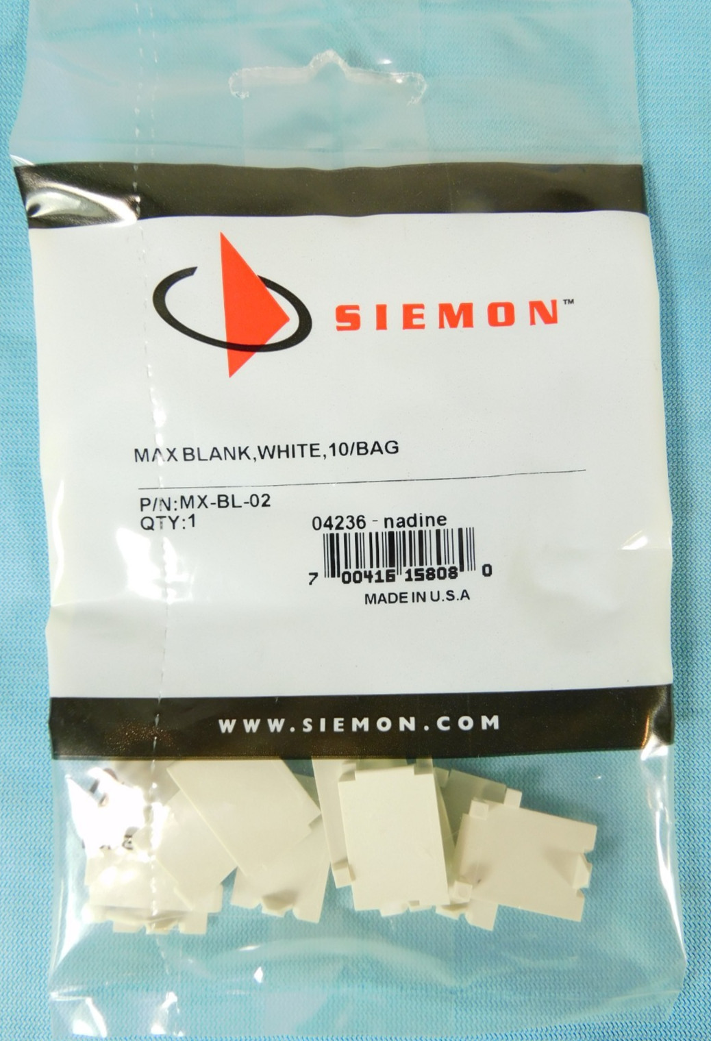 MX-BL-02 Siemon Blank, MAX, White Blank Inserts for MAX Faceplates - Bag of 10