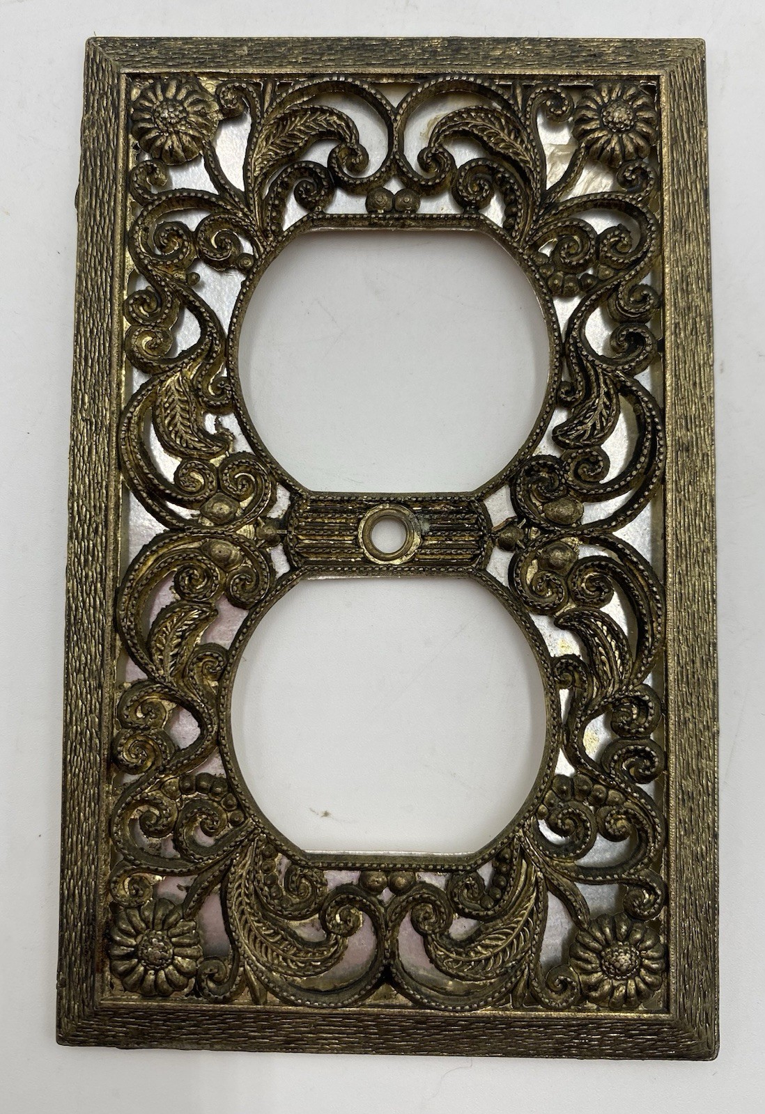 Vtg Filigree Outlet Wall Cover Antique Brass Ornate Plate MCM Mirrored W Screw