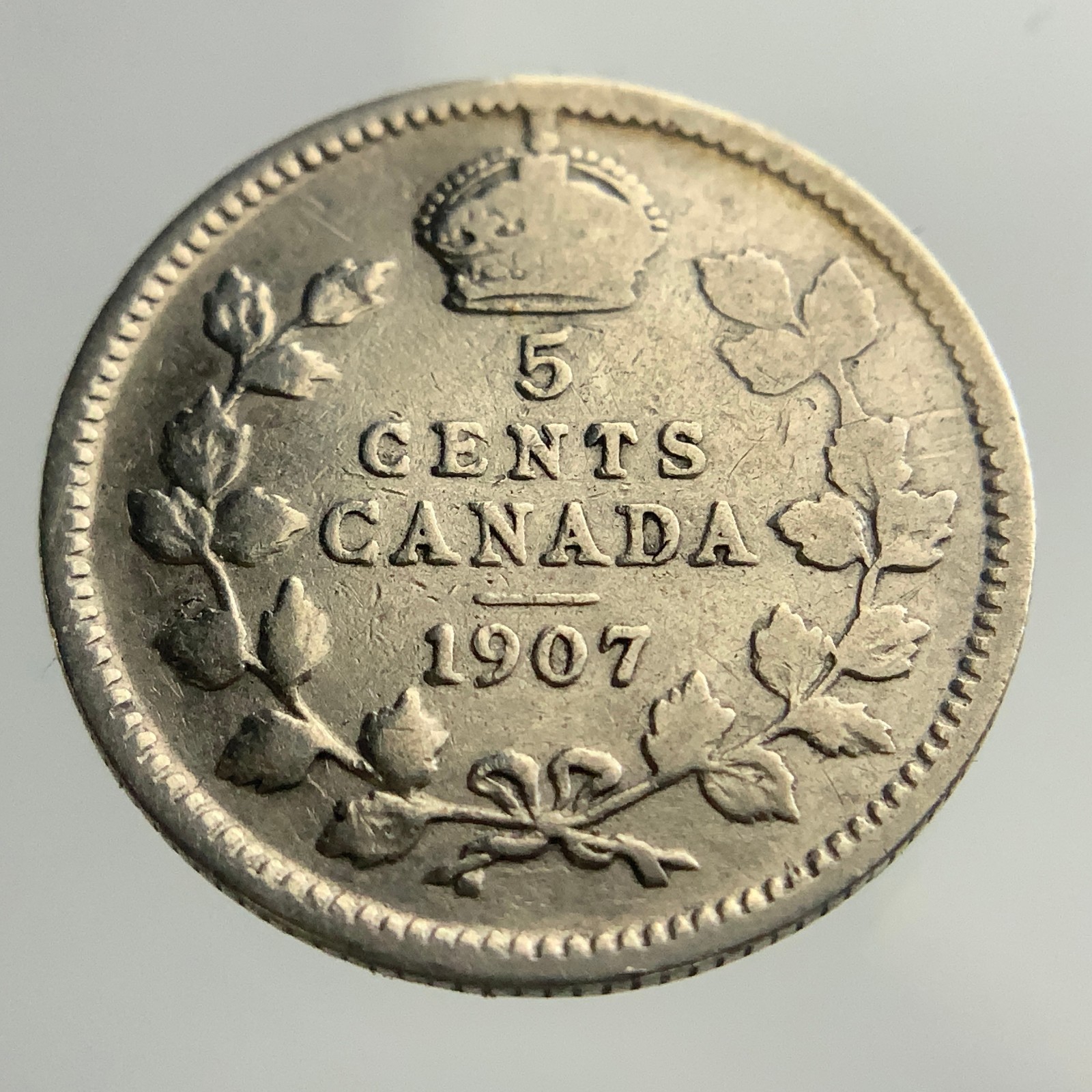 1907 Narrow  Date Canada Small Five Cents George Circulated 5 Silver Coin NGS013
