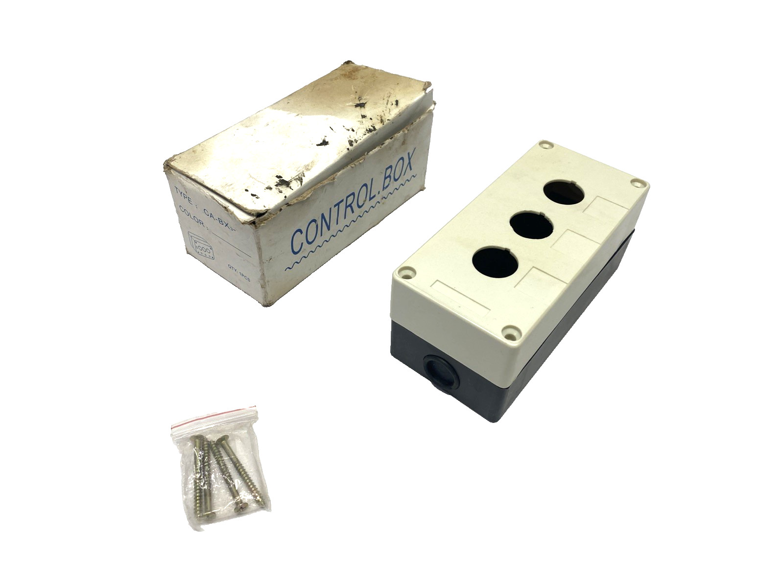 Suns International CA-BX3 White 22mm 3-Pushbutton Enclosure 65mm x 72mm