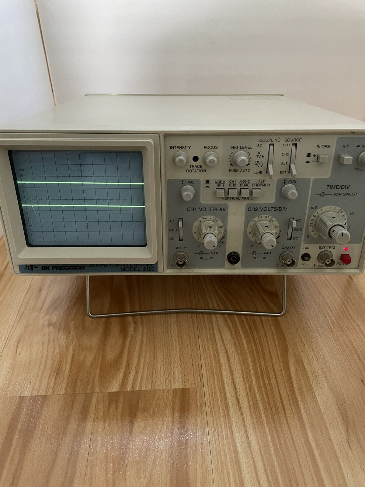 BK Precision Model 2120 20MHz Oscilloscope  Power Cord- No Probes Working