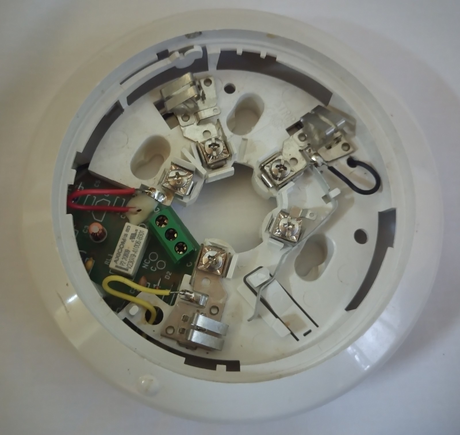 System Sensor B312RL Latching Base relay For Smoke / Heat Alarm