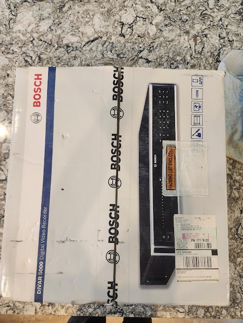 Bosch Divar 5000 Digital Video Recorder DRN-5532-414N00 New open box