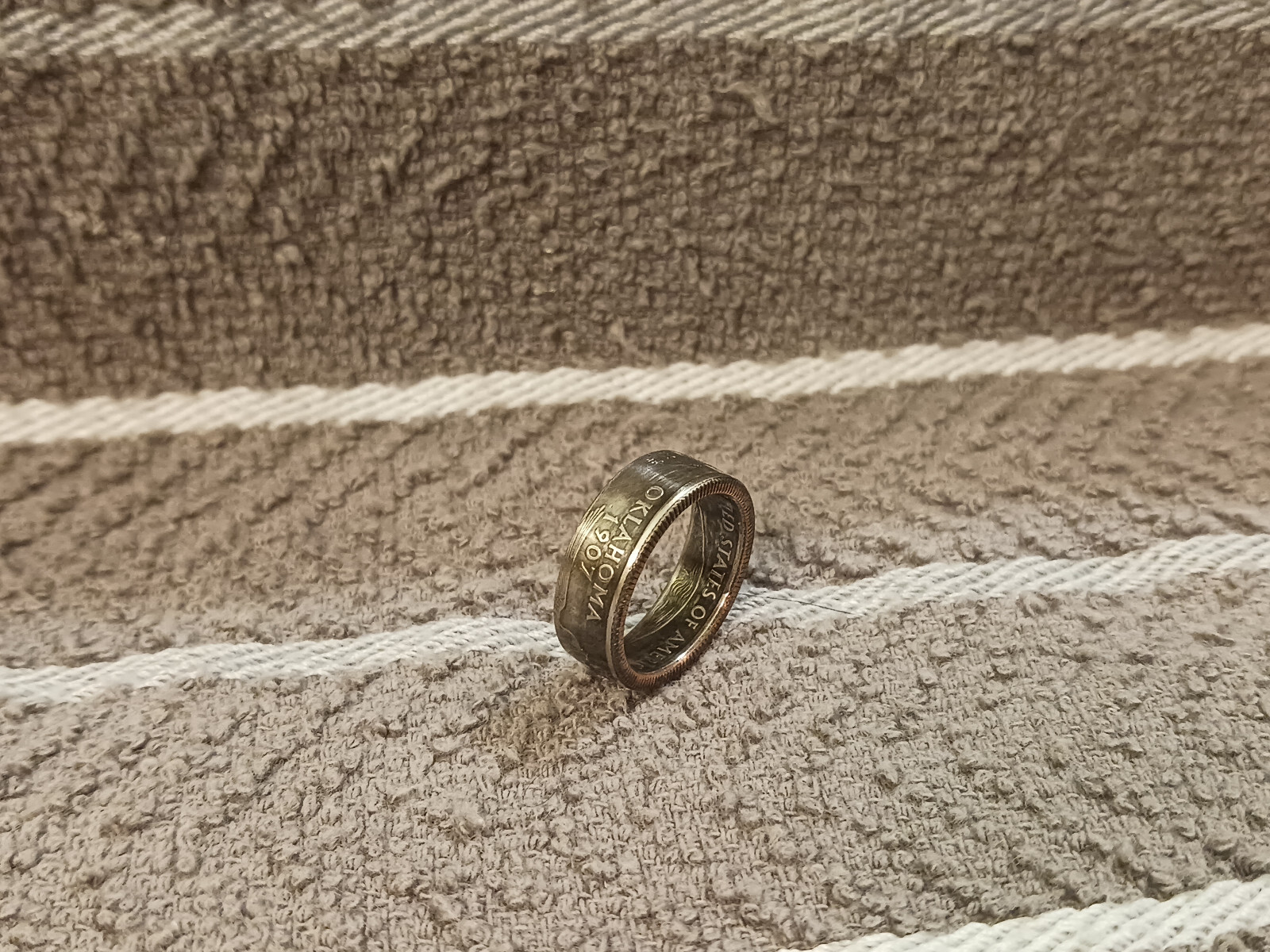 Oklahoma  Handcrafted Washington Quarters coin ring, size 6 -1/2   2008 Clad