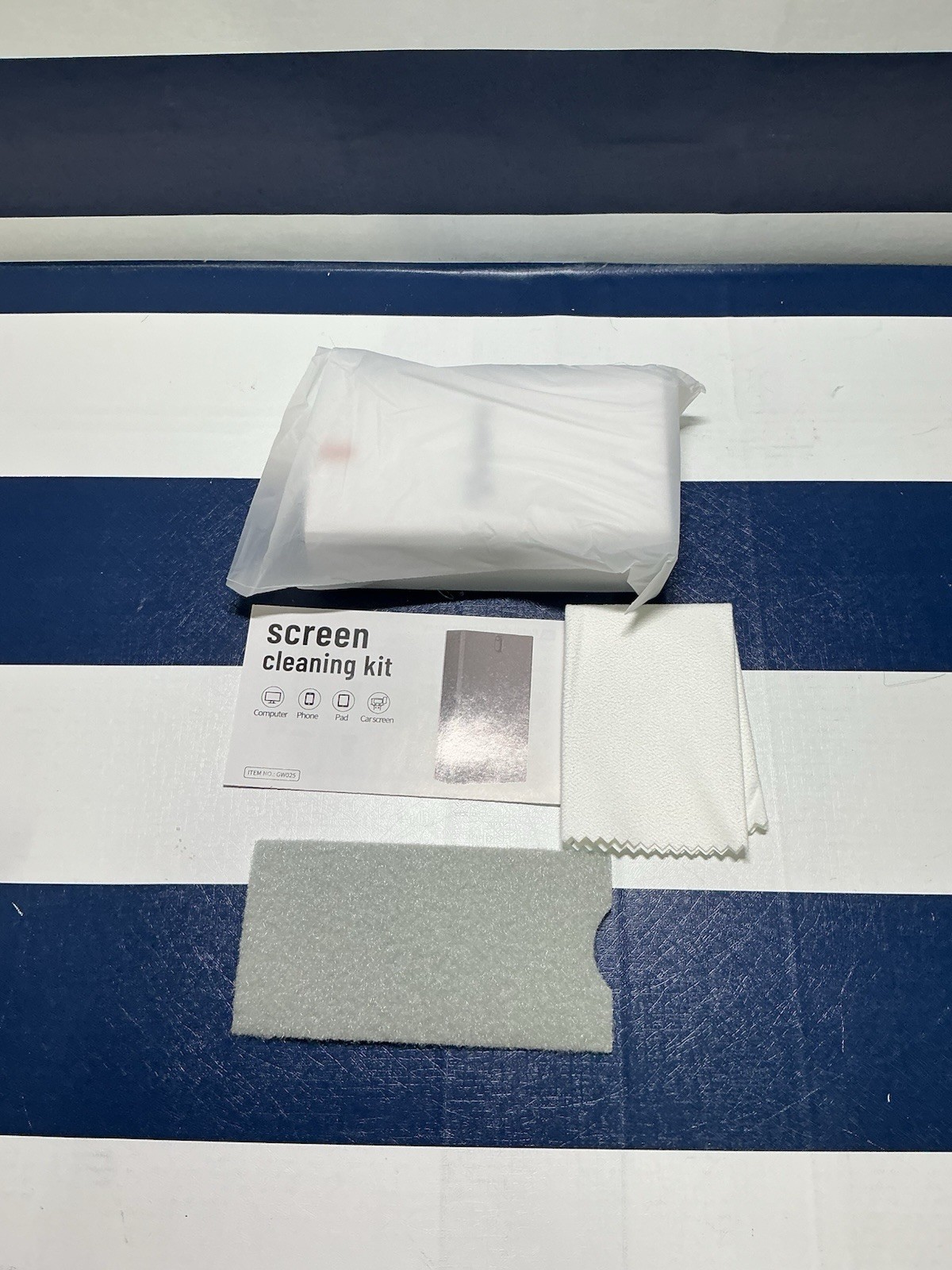 Screen Cleaning Kit With Microfiber Cloth, Streak Free, Deionized Water