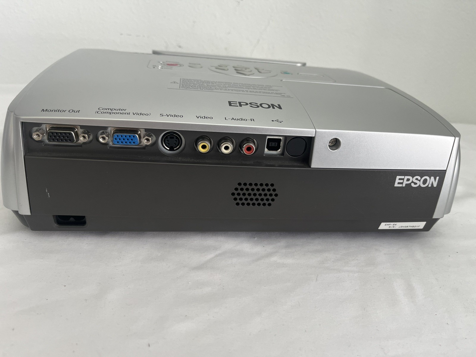 EPSON EMP-S4 LCD PROJECTOR W/ Remote