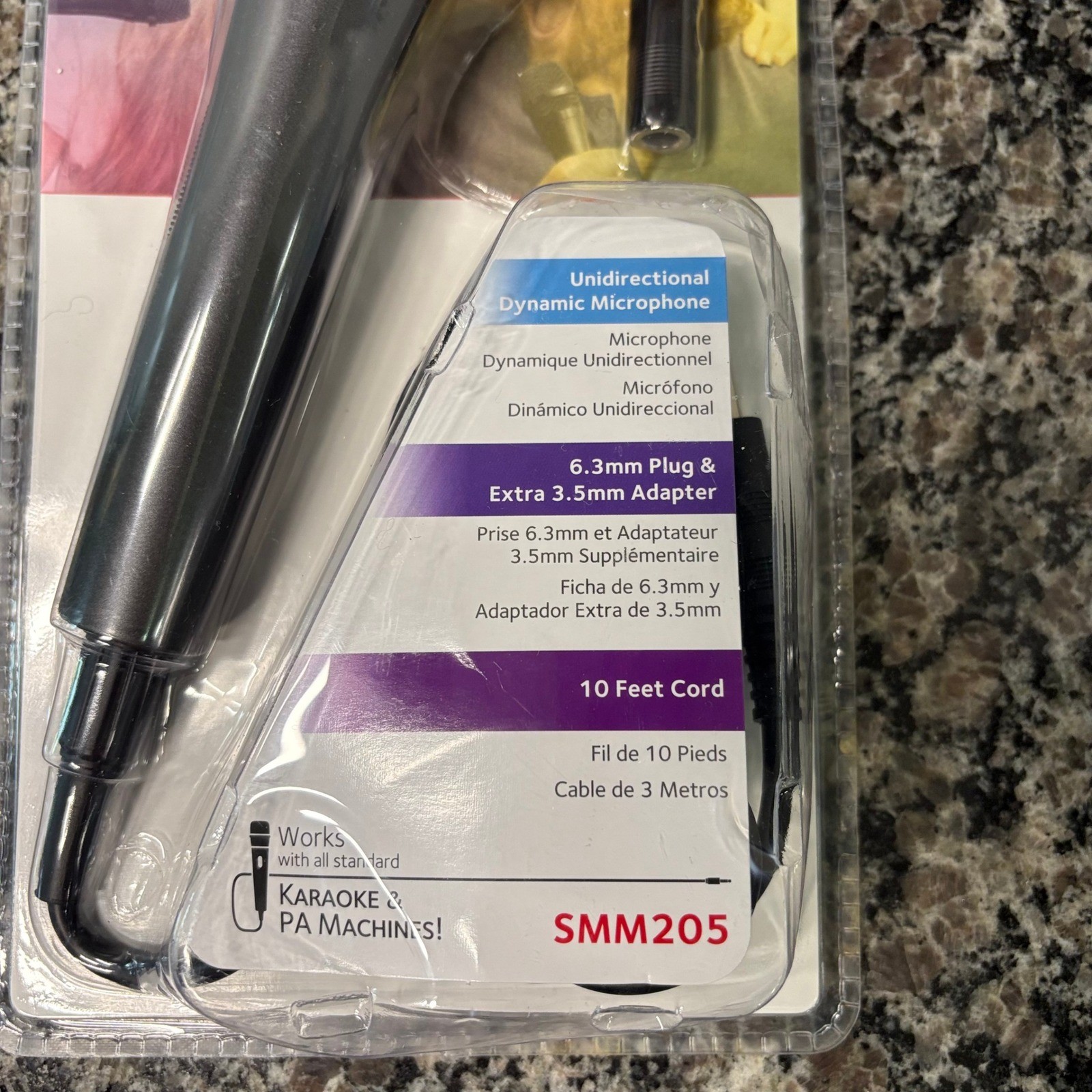 Wired Unidirectional Dynamic Microphone with 3.5mm Adapter