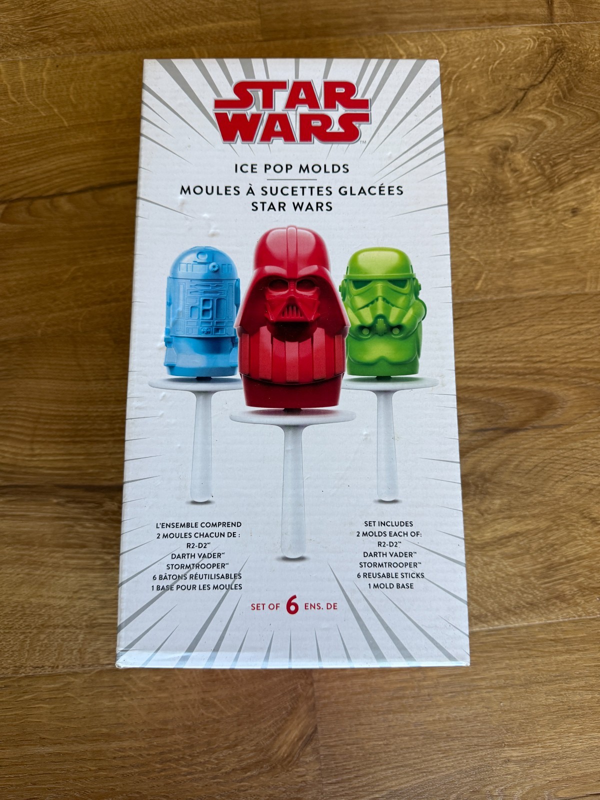Williams and Sonoma Star Wars Set of 6 Ice Pop Molds BRAND NEW Open Box