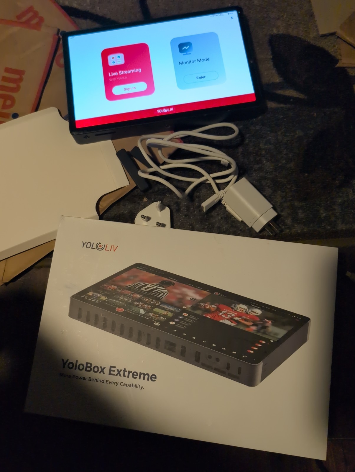 YoloLiv YoloBox Extreme All-in-One Multi-Camera Live Streamer