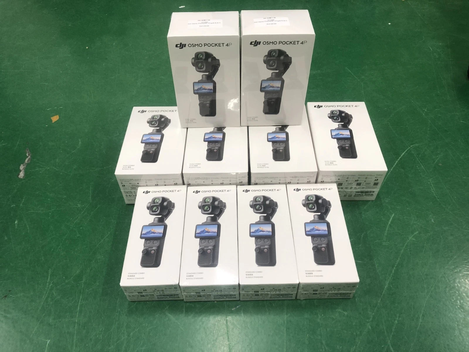 New Osmo Pocket Pro Standard Combo Handheld Stabilizer 4k Camera US Shipping