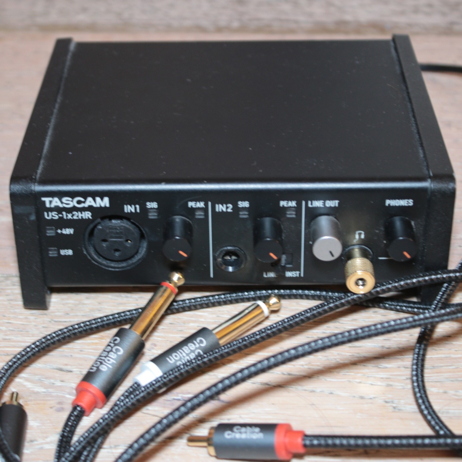 Used - Hardware Issue - Tascam 1x2HR Audio Interface - Cable Jacks/USB Included