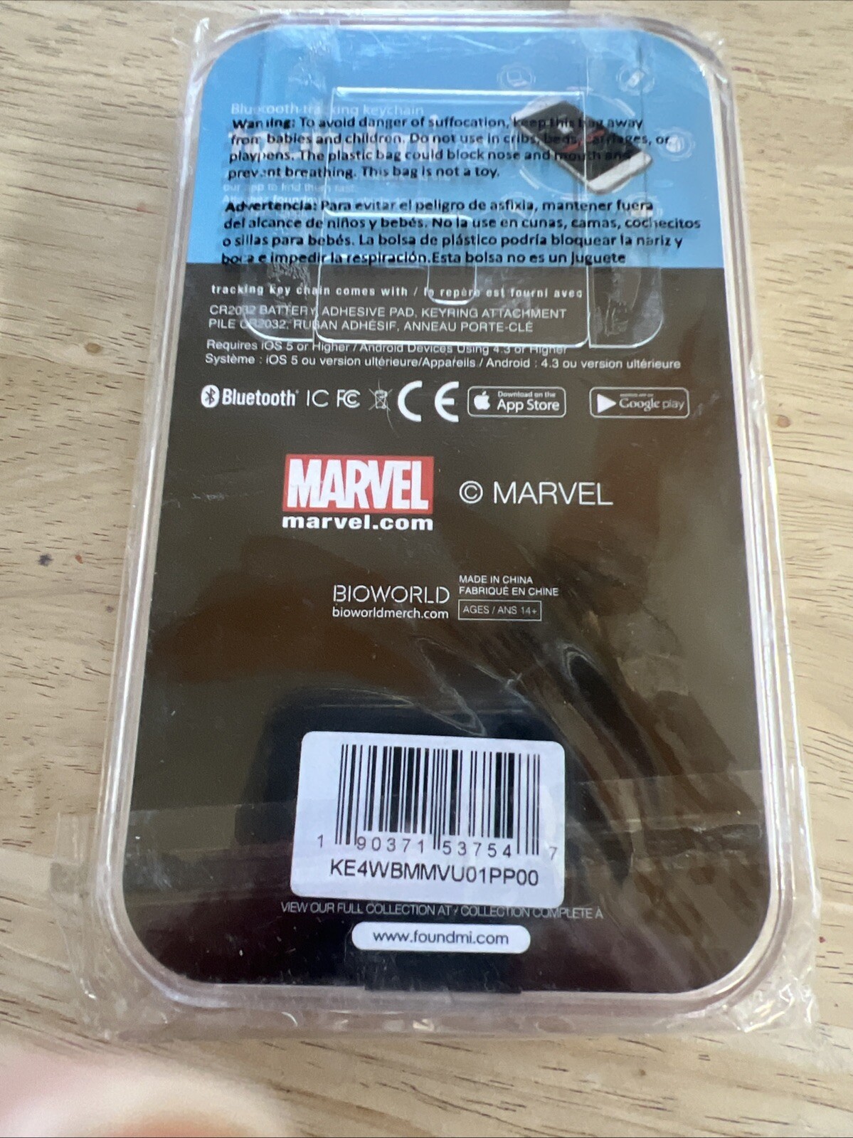 Black Panther Foundmi Bluetooth Tracker Backpack Keys GPS Marvel Keychain