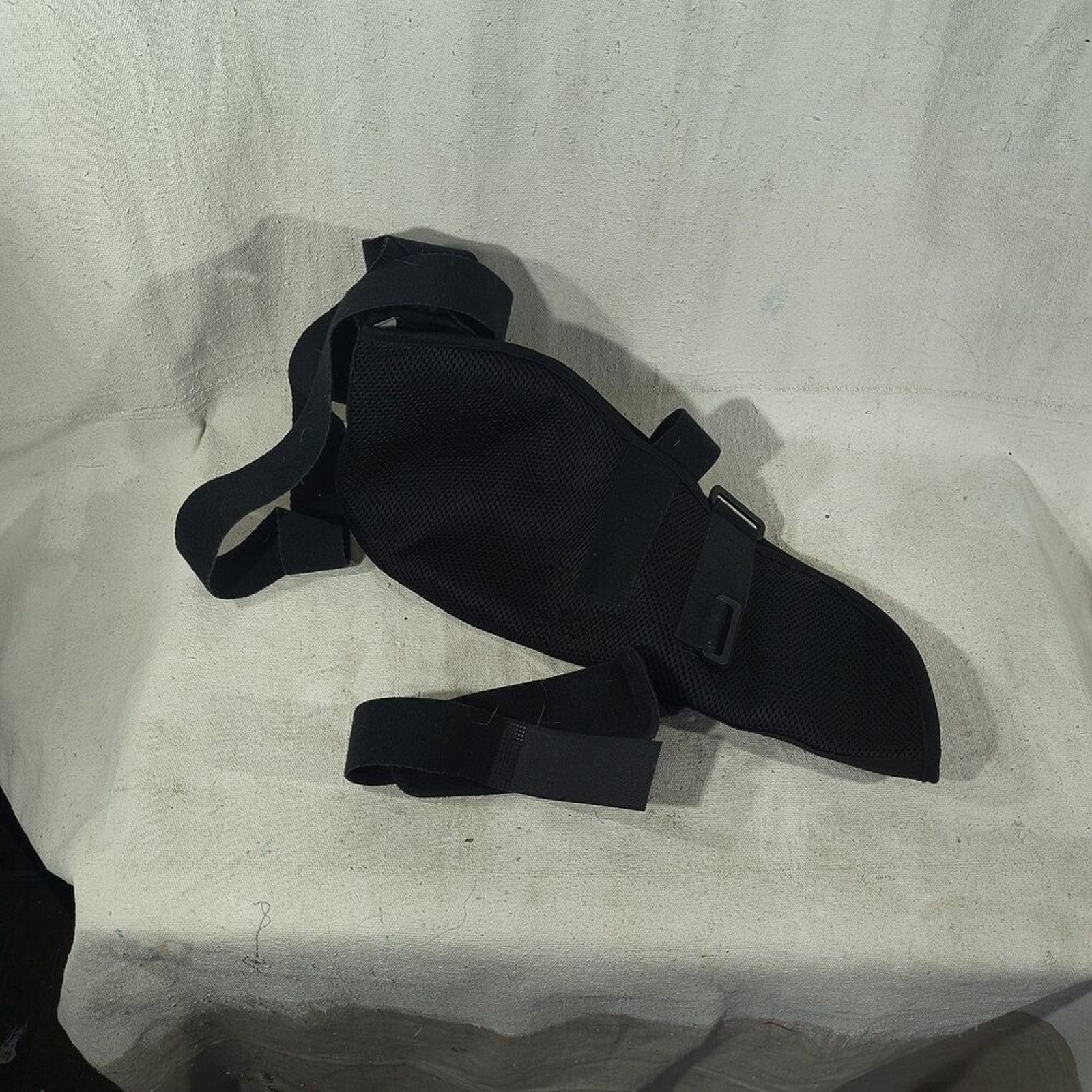 NEOG Immobilizer Black Breathable Material Arm Sling