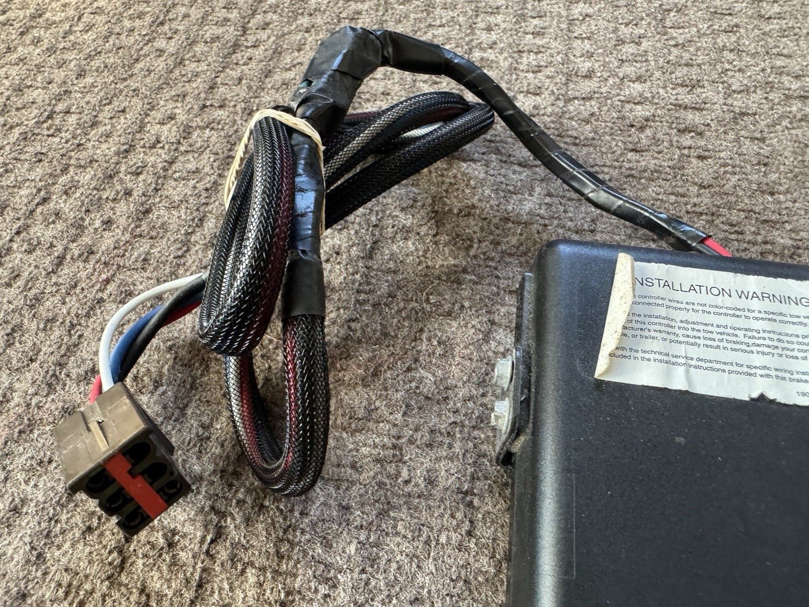 Hayes Trailer Brake Controller Synchronizer w/ Ford plug