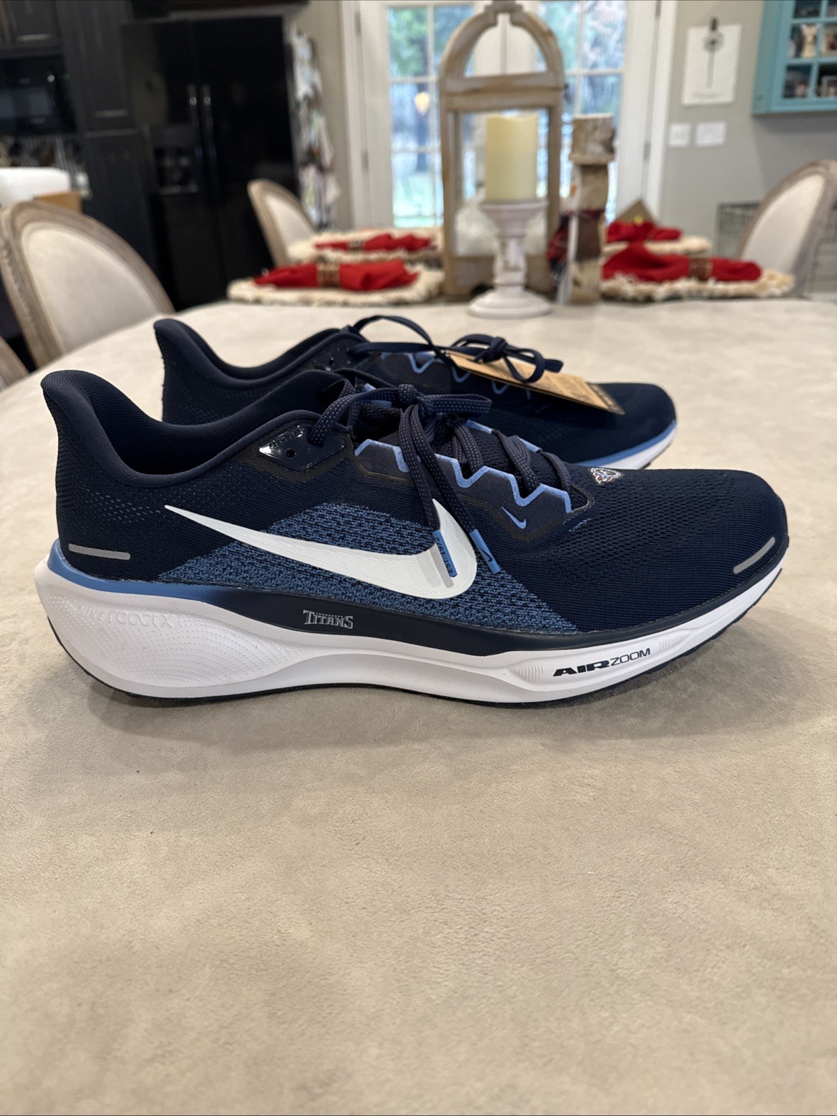 Nike Zoom Pegasus 41 TENNESSEE TITANS NFL Running Shoes Size 14 NAVY BLUE/WHITE