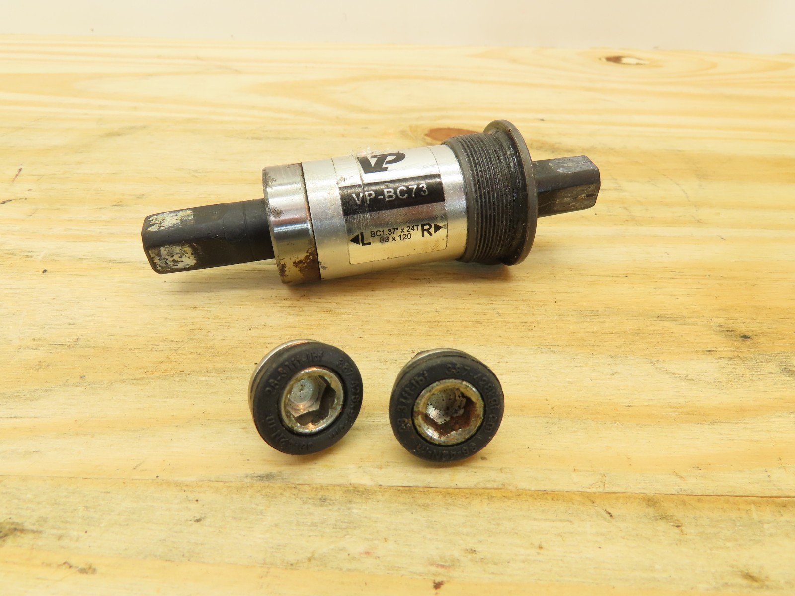 VP COMPONENTS VP-BC73 BOTTOM BRACKET SQUARE TAPER
