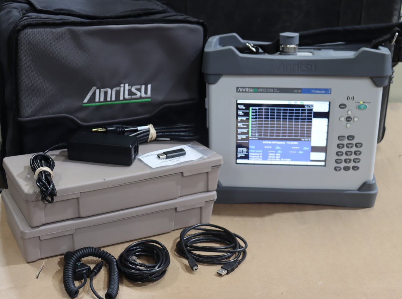 Anritsu MW82119A-0700 Portable PIM Tester/Analyzer for 700MHz LTE Bands GOOD