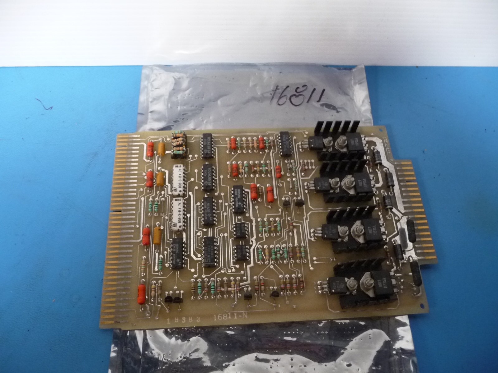 UIC, UNIVERSAL INSTRUMENTS, 16811000, SERVO AMP