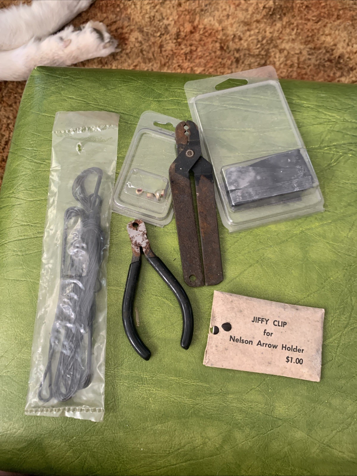 Vintage Misc Archery Lot String Arrow Holder Nocks Pliers Jiffy Clip Texas