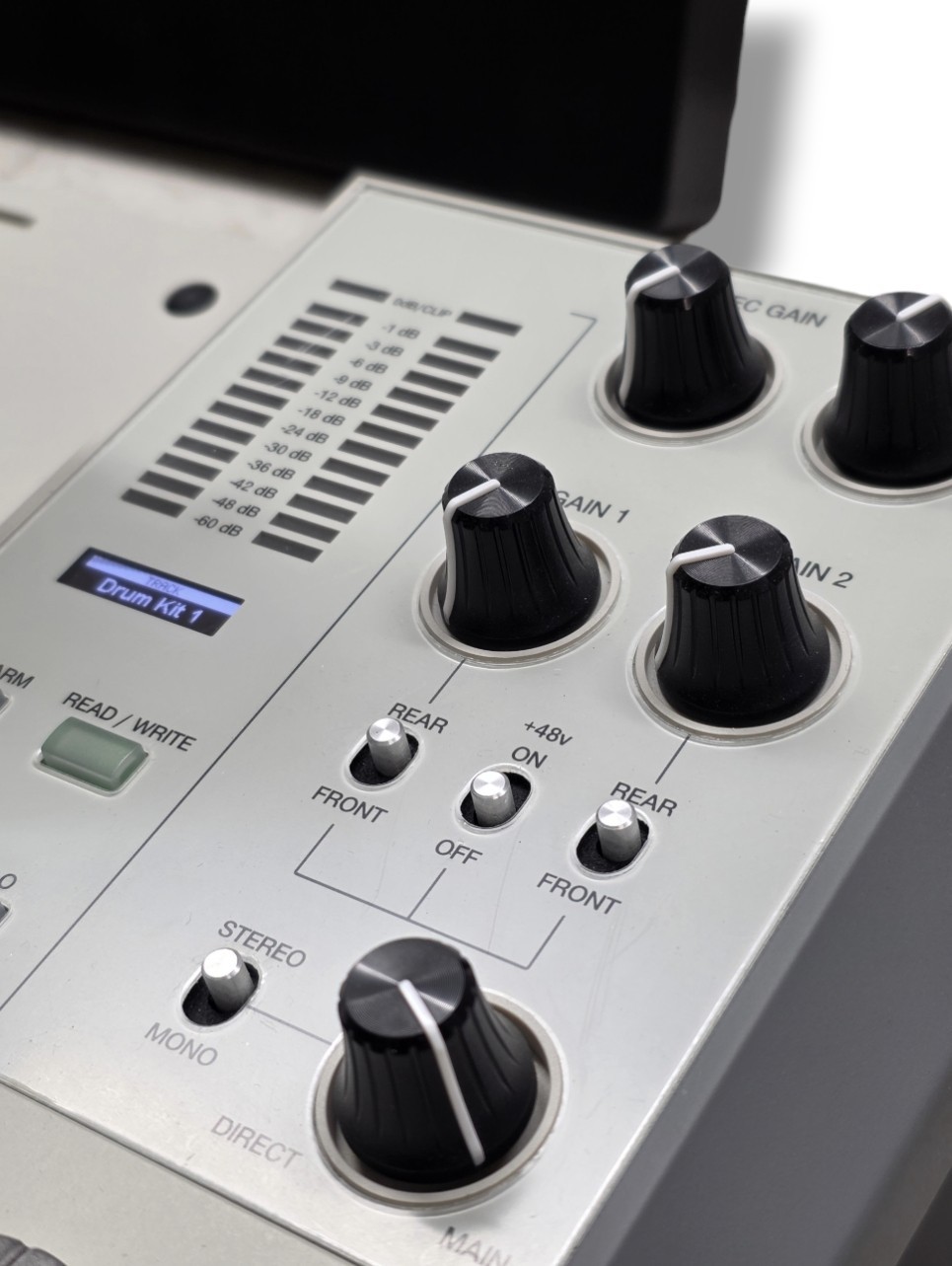 Akai Professional MPC x SE Standalone Sampler Sequencer. Mint Condition.